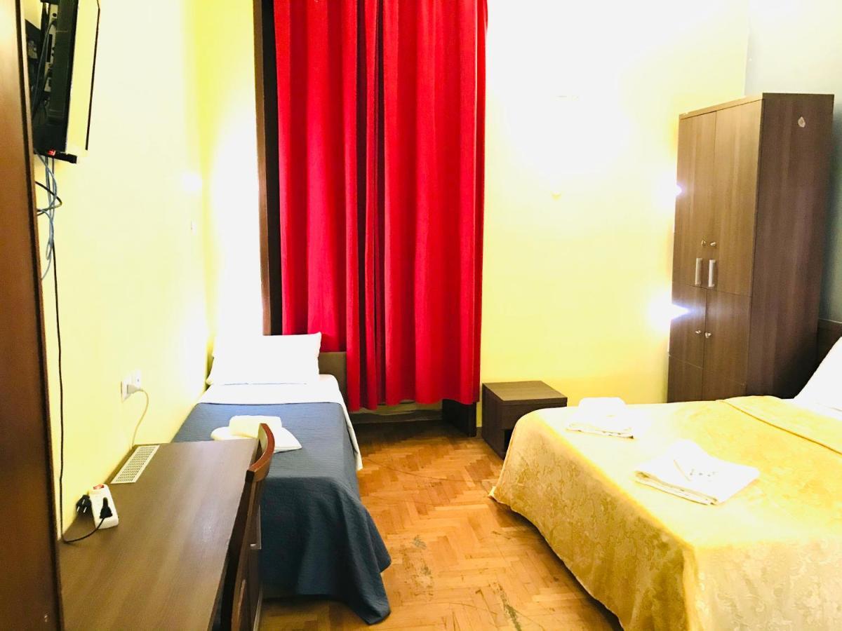 Holiday Rome Termini Hotel Exterior photo