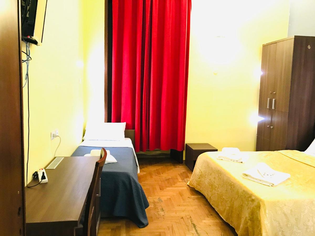 Holiday Rome Termini Hotel Exterior photo