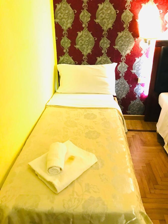 Holiday Rome Termini Hotel Exterior photo